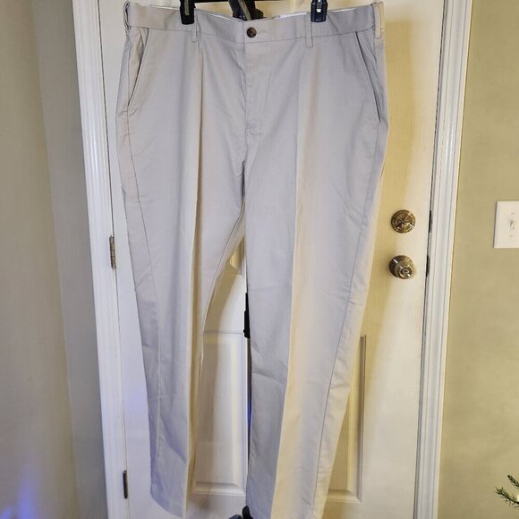 Saddlebred Traveler Flat Front Comfort Flex No Iron Khaki Pants 42x30 - Picture 1 of 7